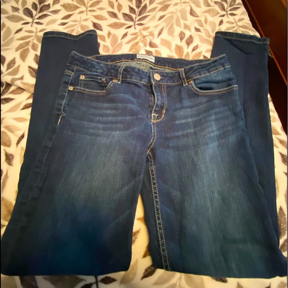 Womens skinny size 13/14 Aeropostale  blue jeans.